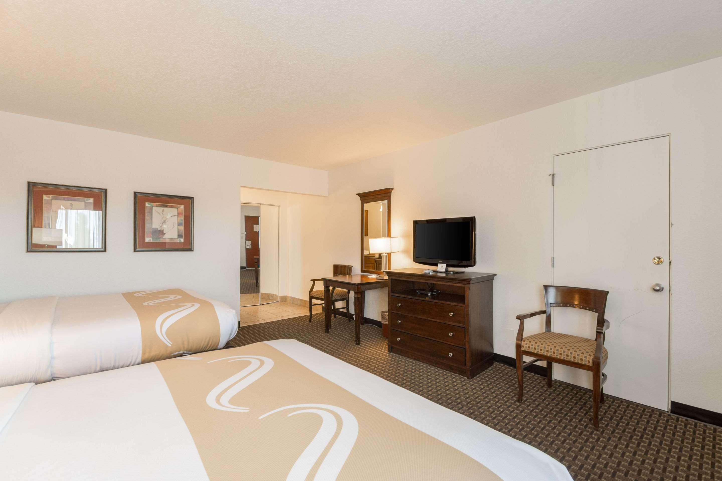 Quality Inn & Suites Airport Portland Dış mekan fotoğraf