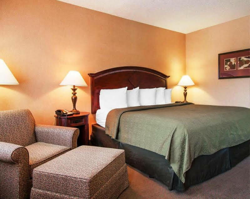 Quality Inn & Suites Airport Portland Dış mekan fotoğraf